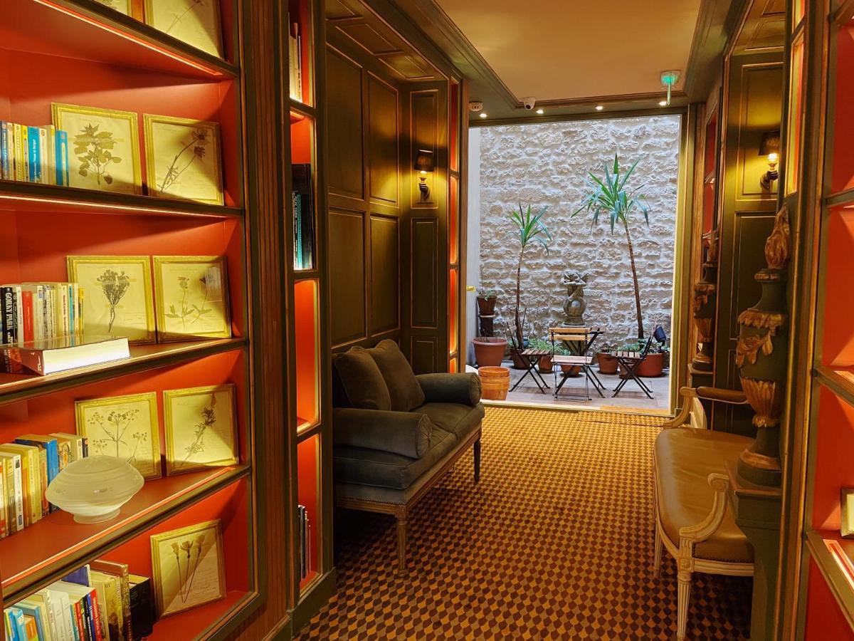 โฮเต็ล ดู วียุ มาเรส์ Hotel ปารีส ภายนอก รูปภาพ