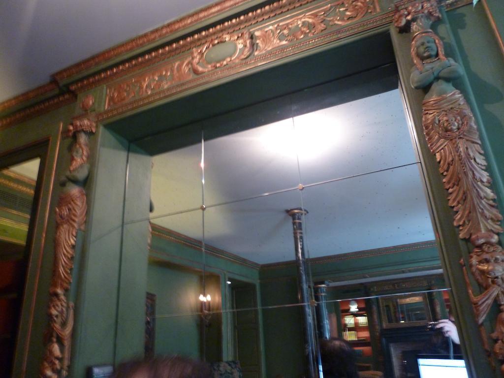 โฮเต็ล ดู วียุ มาเรส์ Hotel ปารีส ภายนอก รูปภาพ